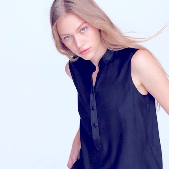 Rag and Bone 100% Silk Scarlet Silk Blouse Relaxed Fit Top $295.00 Small - Picture 2 of 10